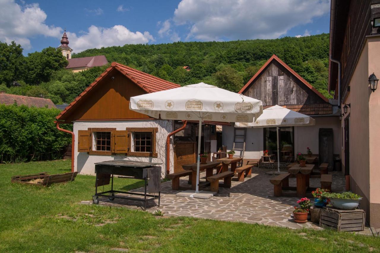 Penzion Stary Hostinec Banska Stiavnica Exterior photo